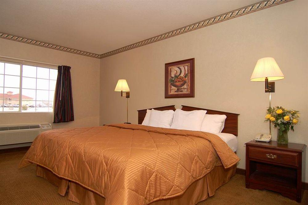 Travelodge By Wyndham Carlsbad Nm Exteriör bild