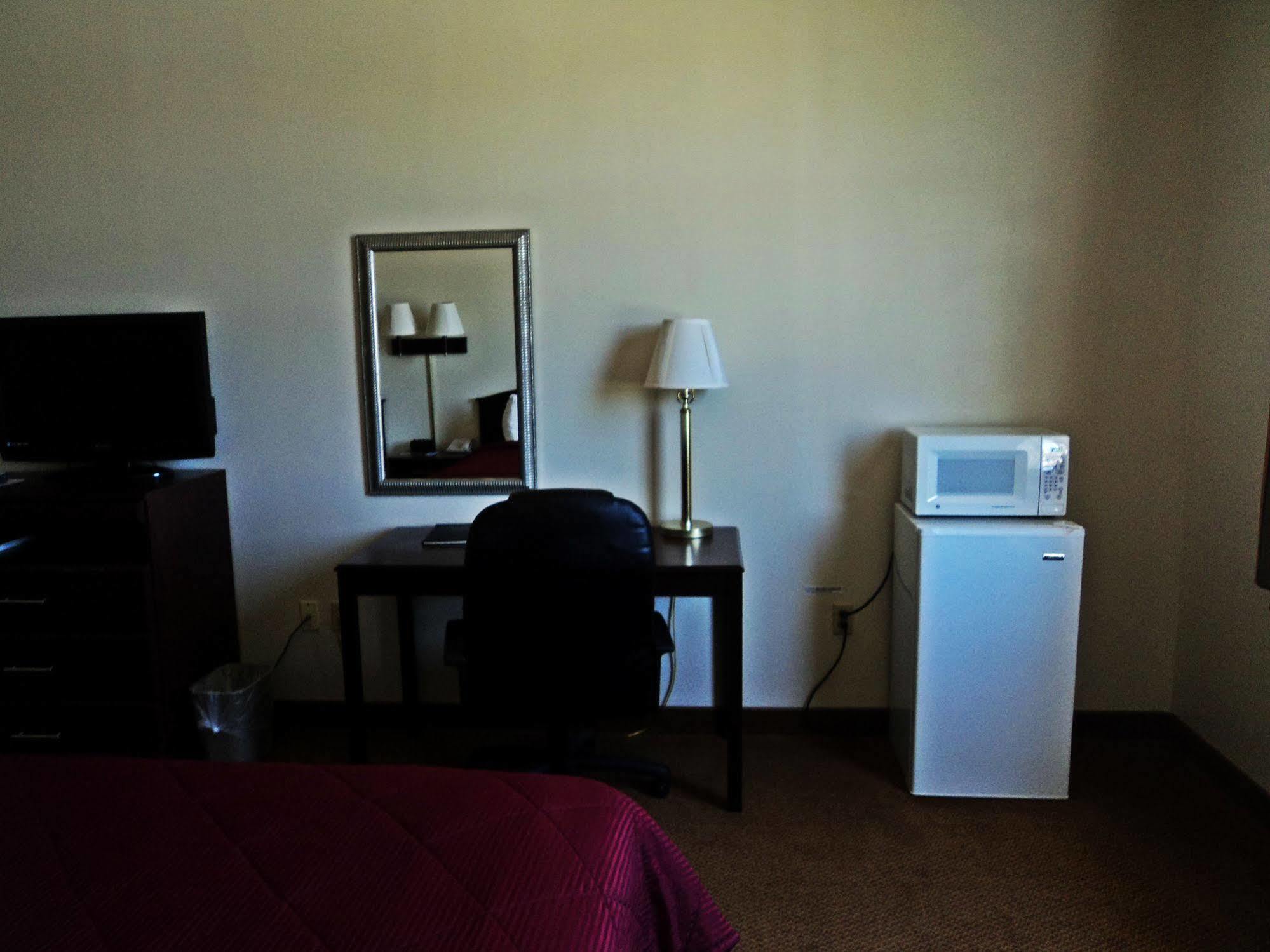 Travelodge By Wyndham Carlsbad Nm Exteriör bild